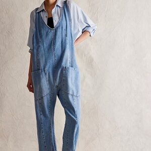 Free People High Roller denim jumpsuit in Kansas Size XL. NWT